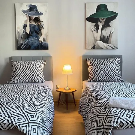 39 Centrum - Mieszkanie Dla 4 Osób Apartamento *